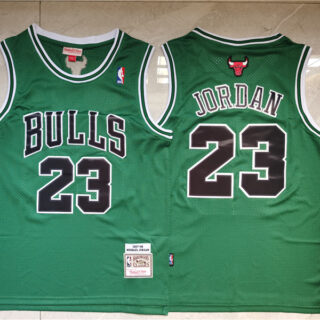 Bulls 23 Michael Jordan Green 1997 98 Hardwood Classics Swingman Jersey
