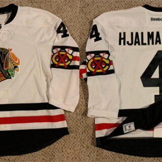 Men's Chicago Blackhawks #4 Niklas Hjalmarsson White Stitched Hockey Jersey