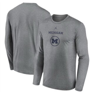 Men's Michigan Wolverines Grey 2025 Courtside Basketball Shootaround Legend Dri FIT Long Sleeve T-Shirt